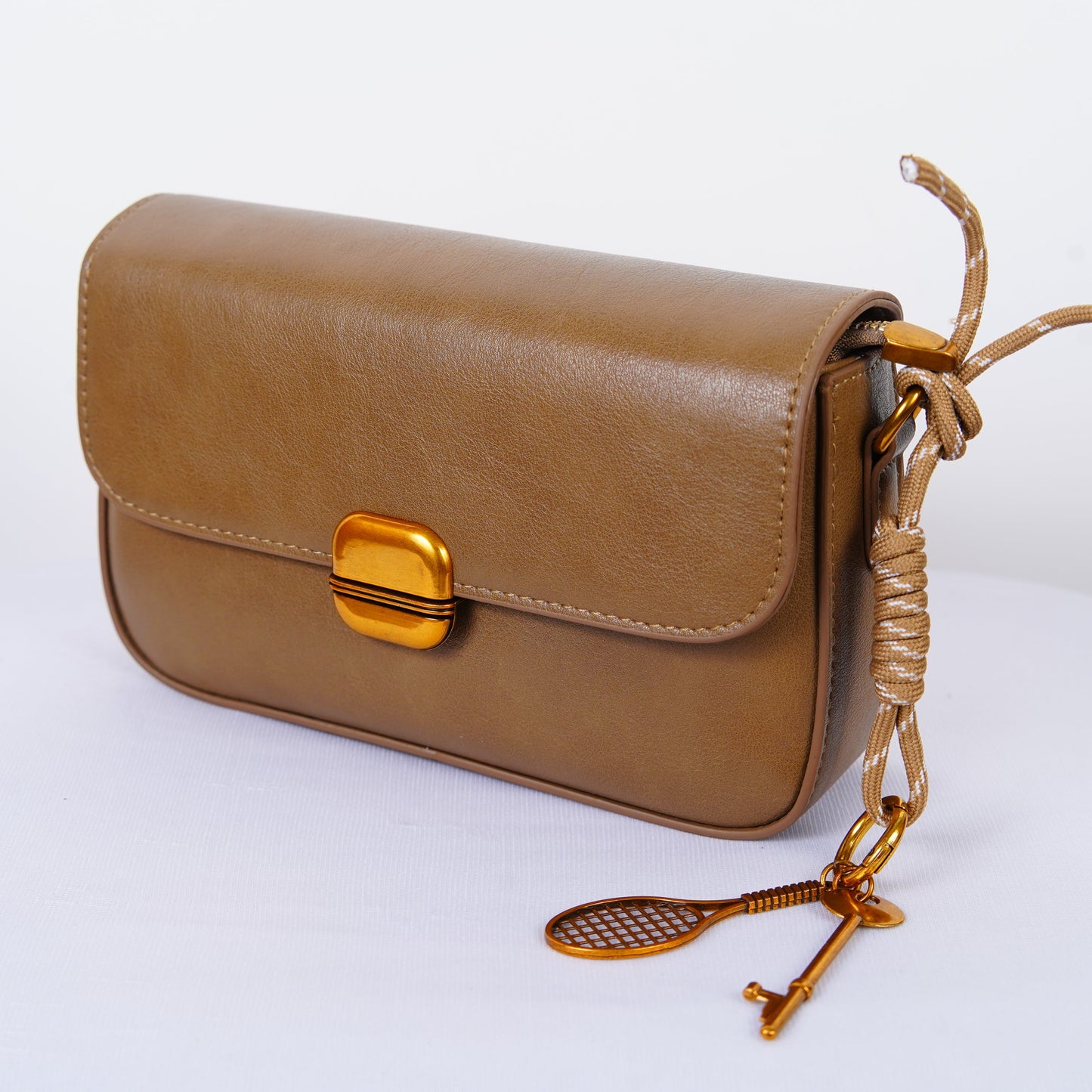 Classic Charm Sling – Toasted Caramel