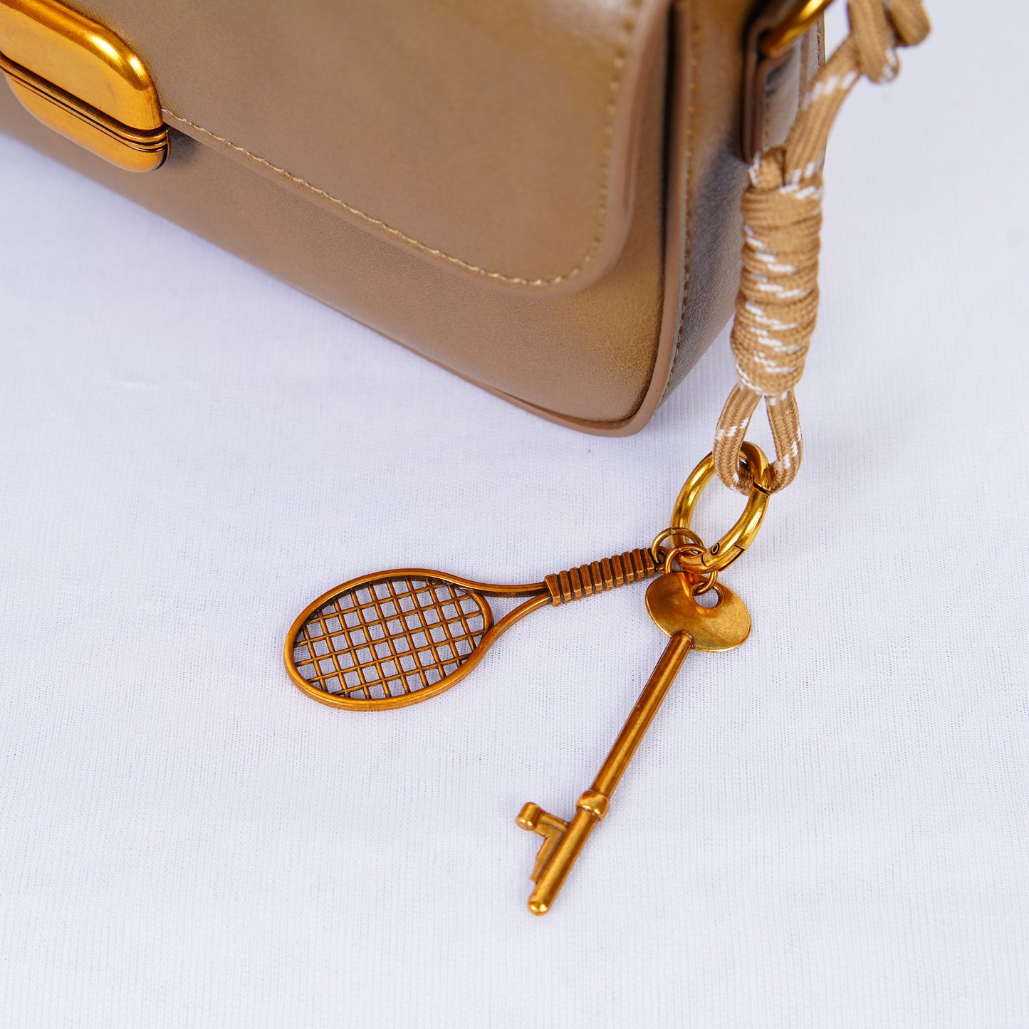 Classic Charm Sling – Toasted Caramel
