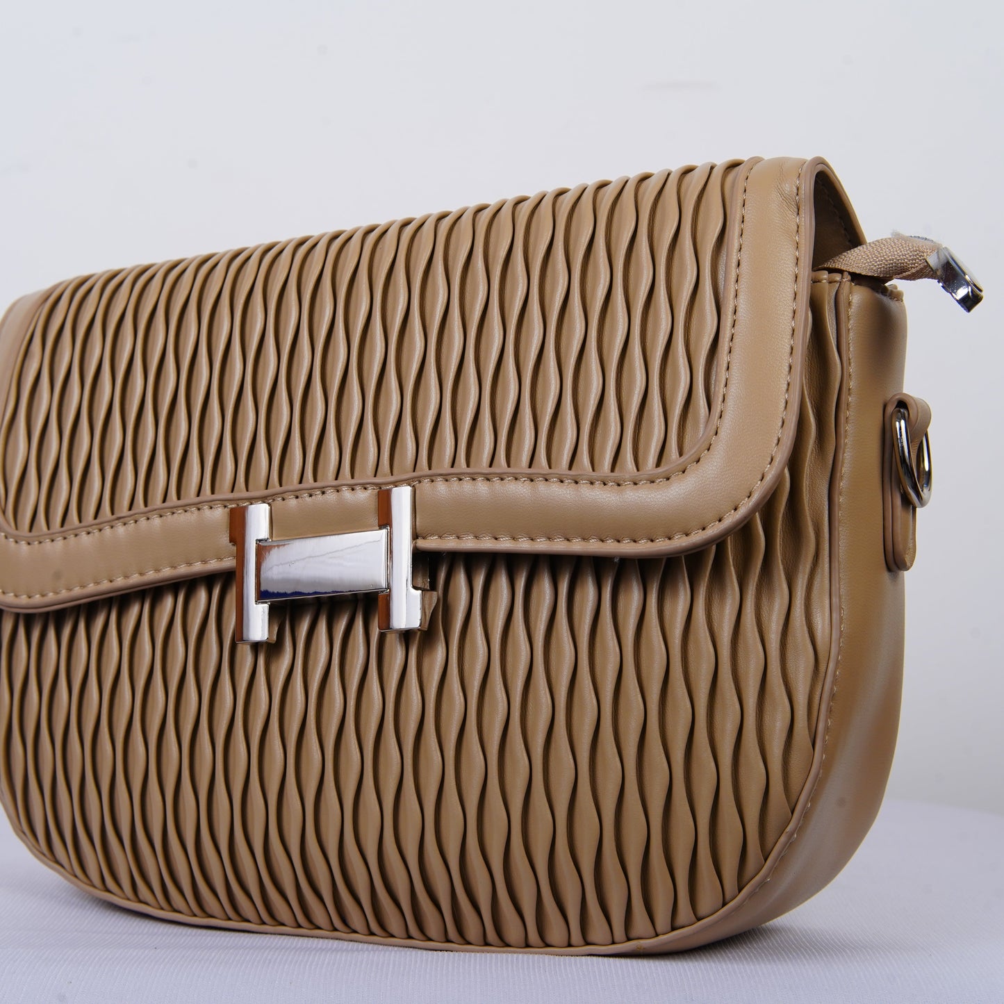“The Beige Whisper” — A Bag That Speaks Without Saying a Word