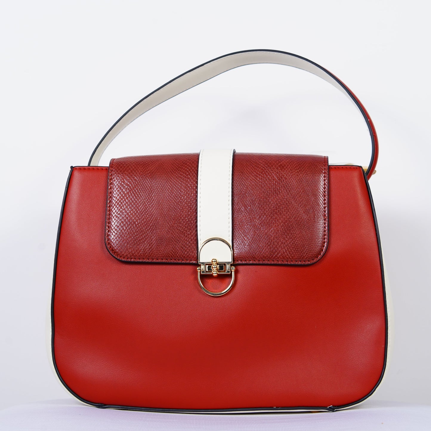 The Icon of Elegance – VANTINA Luxe Contrast Handbag