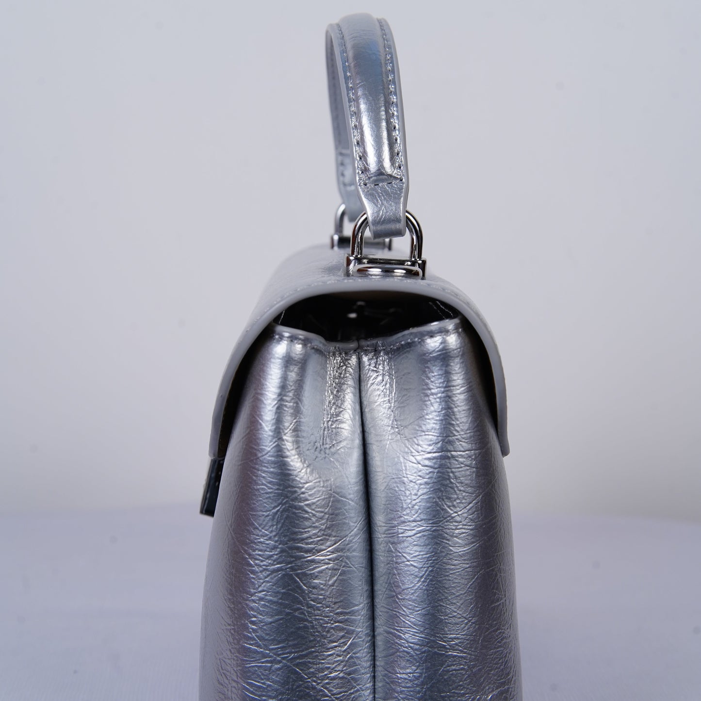The Cosmic Muse – VANTINA's Silver Elegance