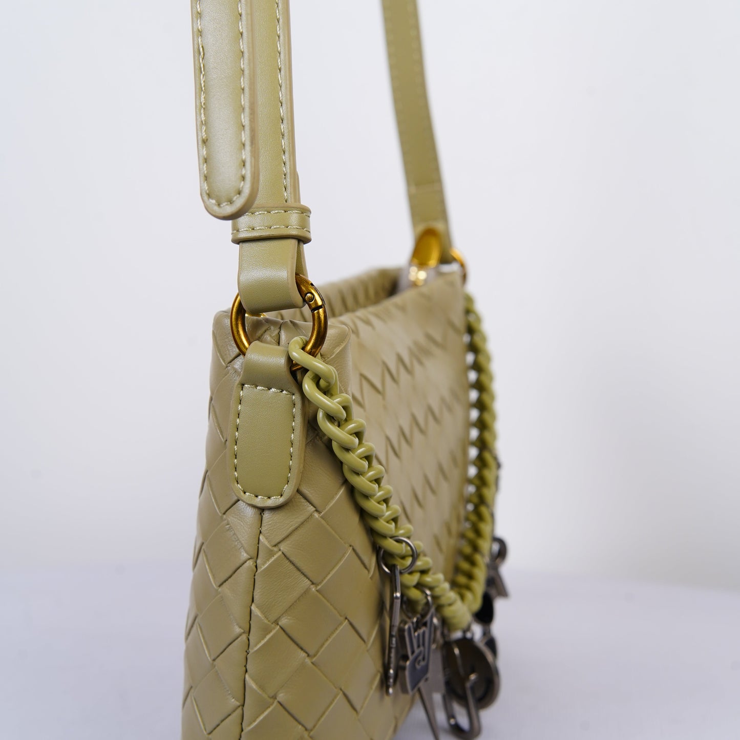 The VANTINA Rebel Charm