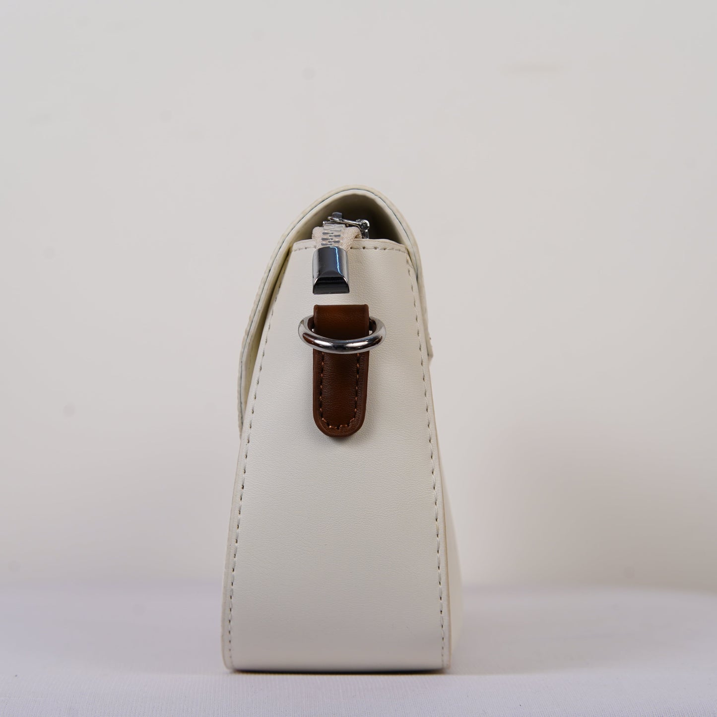Sienna Whisper – Where Texture Meets Timeless Charm