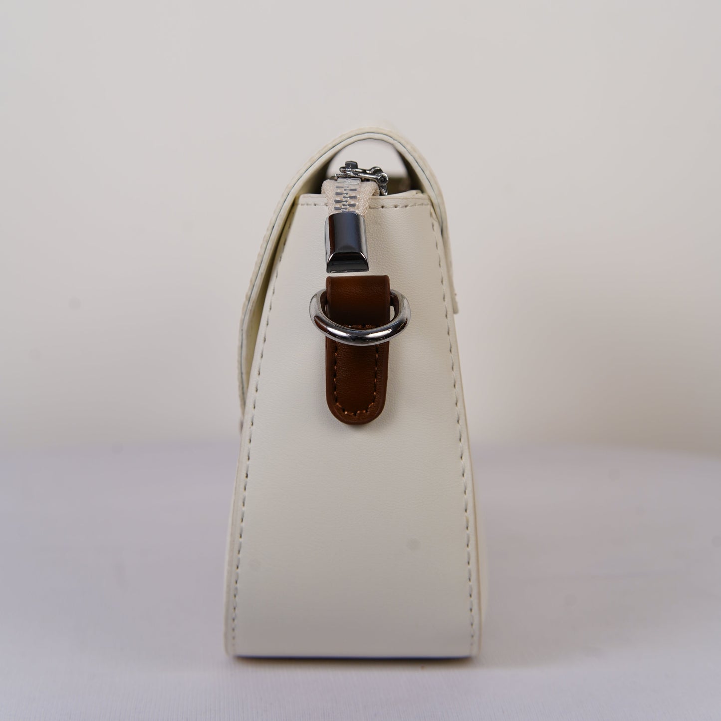Sienna Whisper – Where Texture Meets Timeless Charm