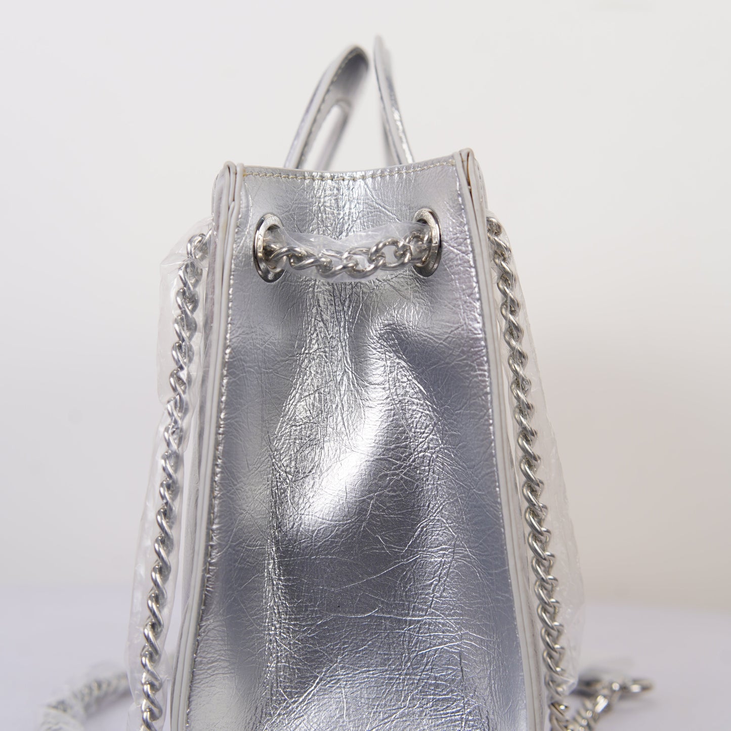 LUNARIA – The Metallic Muse