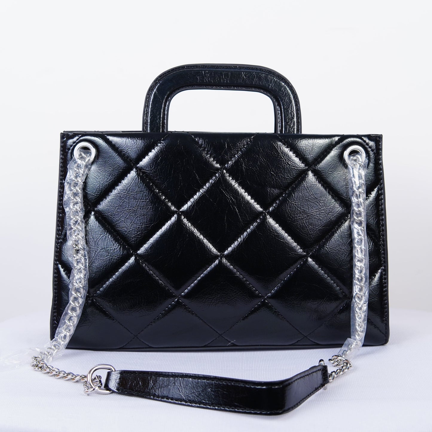 Luxe Chain Tote – Black Diamond Edition